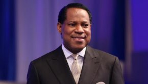 pastor-chris-oyakhilome-praise-night