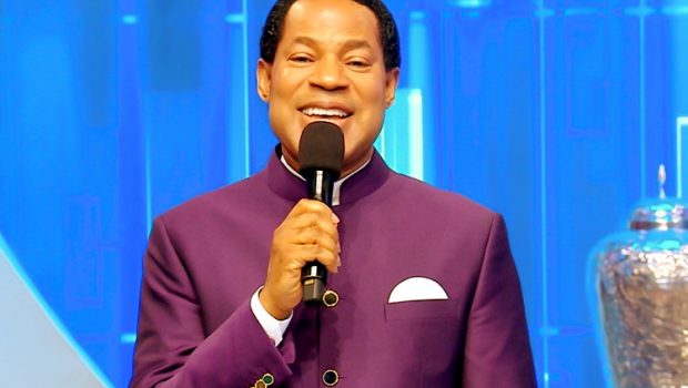 pastor-chris-oyakhilome-world-teacher-day