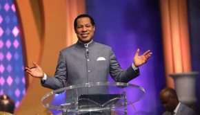 pastor-chris-oyakhilome